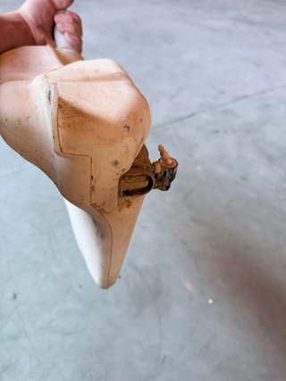 Depósito limpiaparabrisas Nissan Qashqai J10