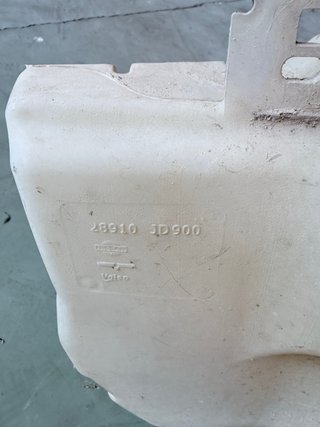 Depósito limpiaparabrisas Nissan Qashqai J10