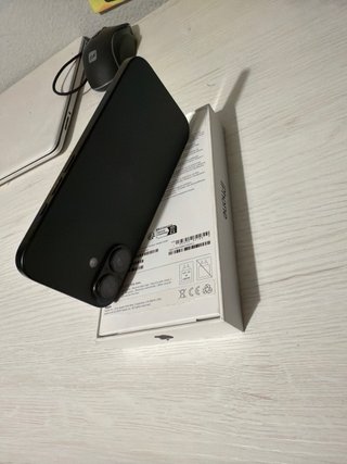 iPhone 16 128GB Negro