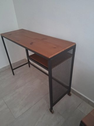 Mueble TV y mesa estilo industrial