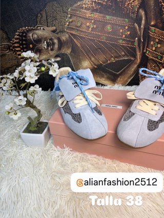 Zapatos Louis Vuitton Marrones y Blancos
