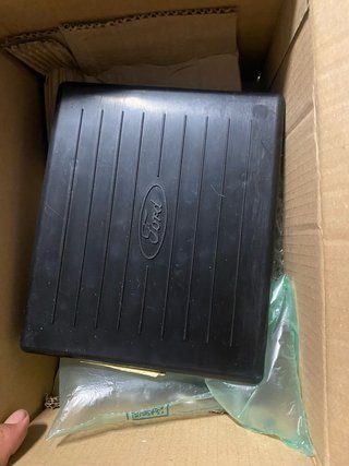 Tapa Batería Ford Fiesta MK3