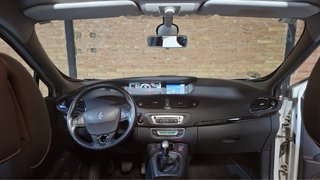 Renault Scenic 2012