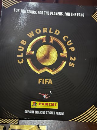 2 Álbumes Mundial Clubes 2025 y 11 Sobres