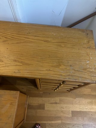 Escritorio y mesita de noche madera