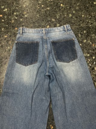 Pantalones vaqueros anchos