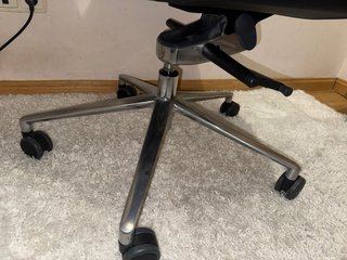 Silla de oficina INCLASS Piel Negra Diseño