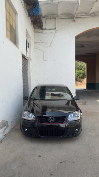Volkswagen Golf 2004