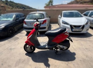 Piaggio 104881 tapa motor zip 50