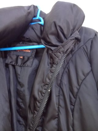 Chaquetón negro acolchado