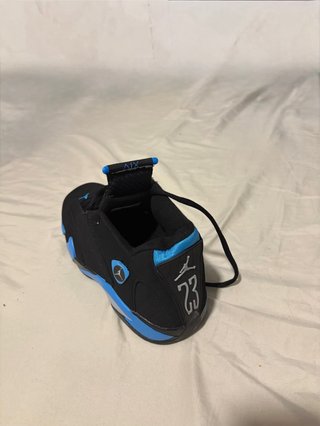 Zapatillas Jordan Negras y Azules