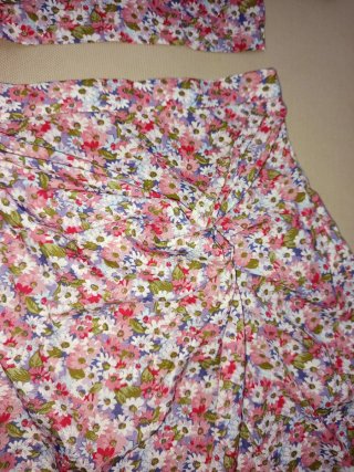 Conjunto top y falda floral