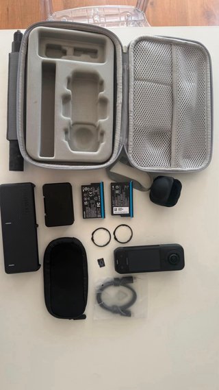 Cámara Insta 360 X5