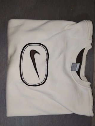 Sudadera Nike Blanca y Negra
