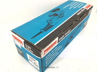 radial makita ga9020r