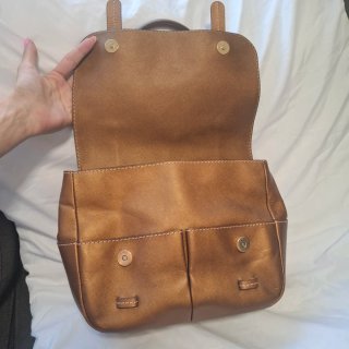 Bolso Carolina Herrera dorado