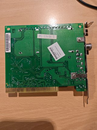 Avermedia AverTV Sintonizadora Capturadora TV