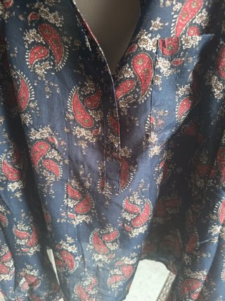 Camisa Estampada Paisley Azul y Rojo Talla L
