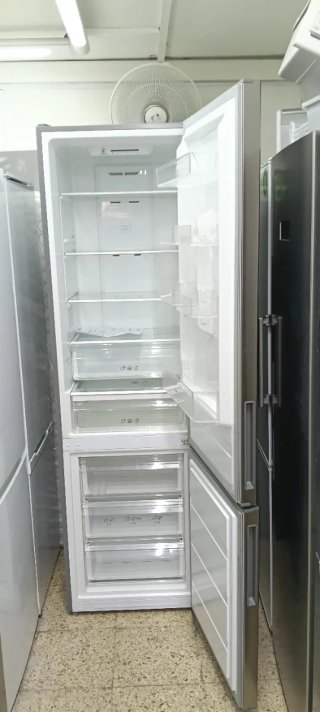 NEVERA COMBI CANDY NO FROST ENERGÍA A+