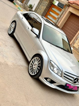 Mercedes C280 v6