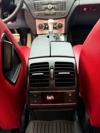 Mercedes C280 v6