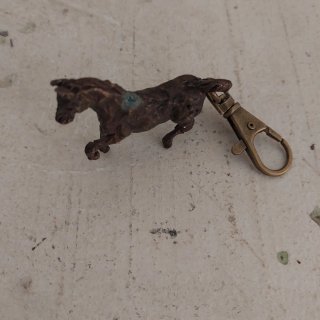 Llavero de Bronce con Figura de Caballo