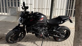 Ducati Monster 937 Negra