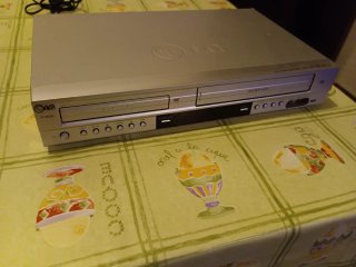 Reproductor DVD y VHS LG VC8506