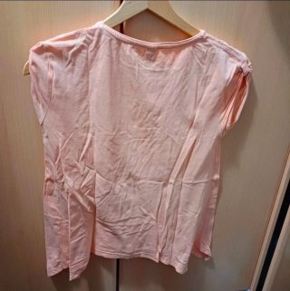 Camiseta Zara Kids melocotón 3D · Talla 13-14