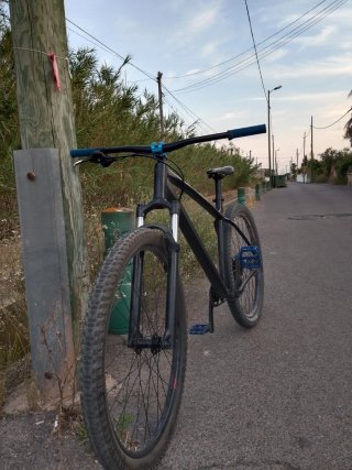 Bicicleta MTB Negra TREK