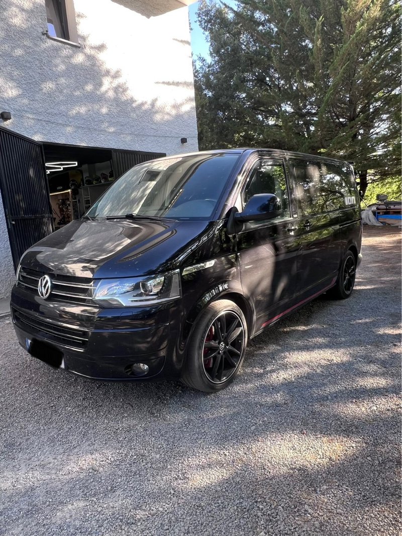 Volkswagen Multivan 2012 - foto 1