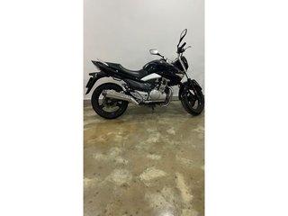 Suzuki Inazuma 250