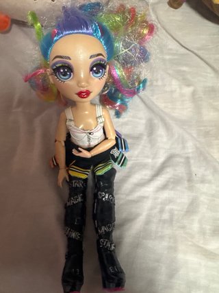 Muñeca Rainbow High pelo arcoíris