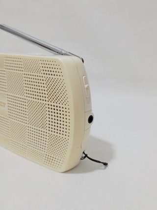 Radio Sony Portátil con altavoz color Blanco