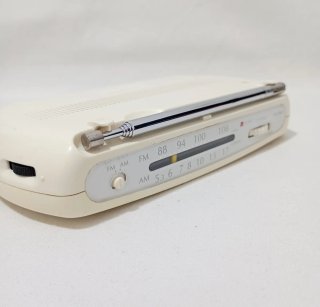 Radio Sony Portátil con altavoz color Blanco