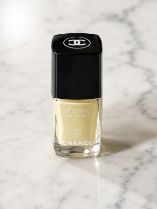 Chanel Le Vernis Nail Colour N°129 OVNI