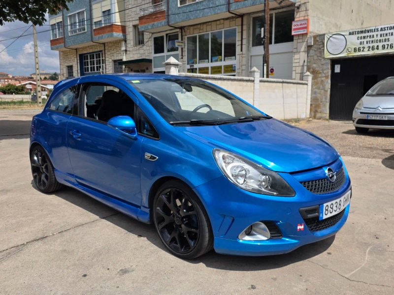 Opel Corsa OPC - foto 1