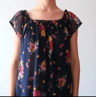Blusa floral hombros descubiertos