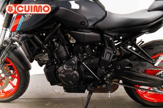 YAMAHA MT 07