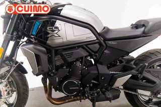 CFMOTO 700 CL-X SPORT