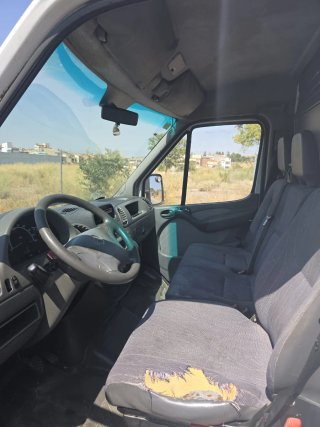 Mercedes-Benz eSprinter 2001