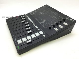 controlador midi mackie dlz creator