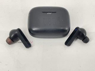 in-ear jbl tune 230nc tws