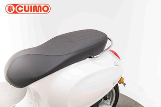 VESPA PRIMAVERA 125