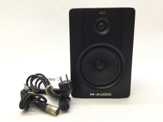 monitor estudio m-audio bx5 d2