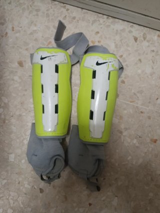 Espinilleras Fútbol Nike