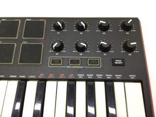 controlador midi akai mpk mini