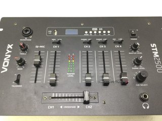 mesa mezclas vonyx smt2500