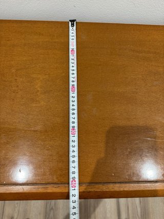 Cómoda de madera marrón