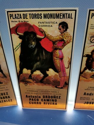 4 postales Taurinas, ediciones Savir